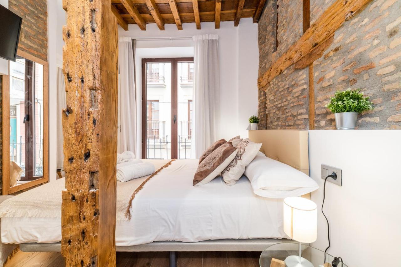 Wekey Homes Granada, Mesones Central Suites المظهر الخارجي الصورة
