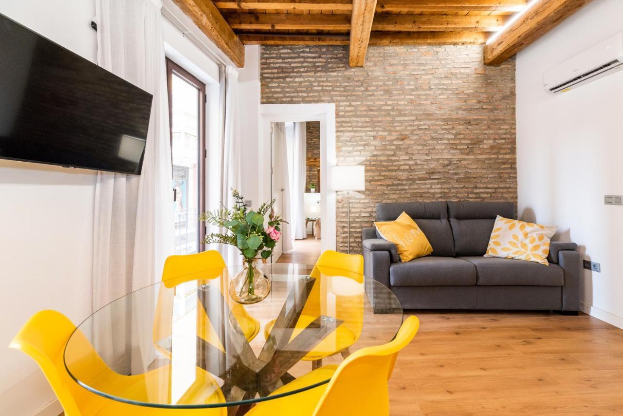 Wekey Homes Granada, Mesones Central Suites المظهر الخارجي الصورة