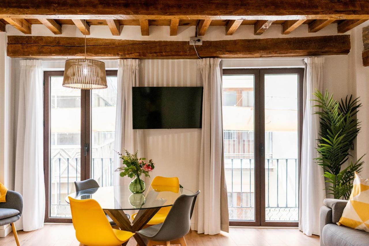 Wekey Homes Granada, Mesones Central Suites المظهر الخارجي الصورة