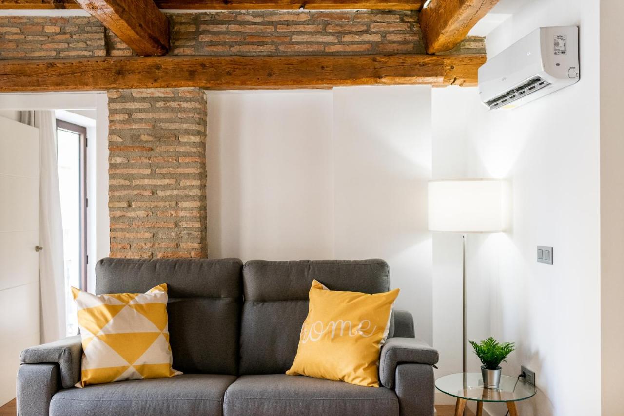 Wekey Homes Granada, Mesones Central Suites المظهر الخارجي الصورة