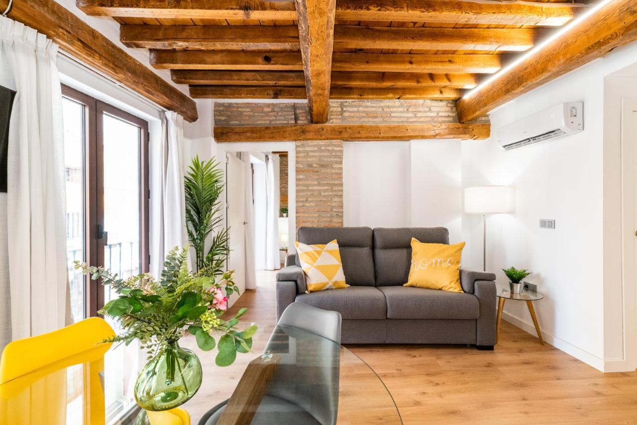 Wekey Homes Granada, Mesones Central Suites المظهر الخارجي الصورة