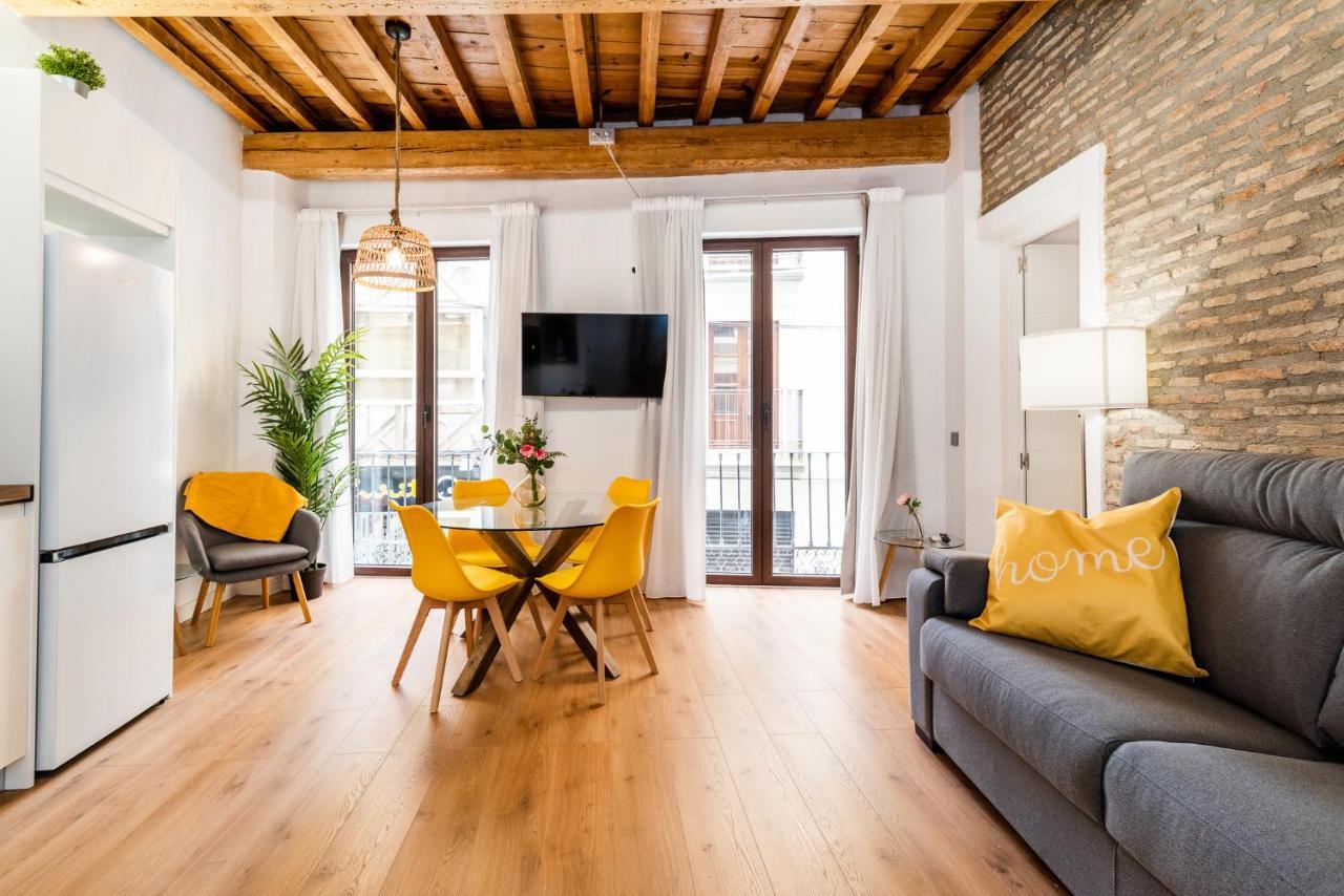 Wekey Homes Granada, Mesones Central Suites المظهر الخارجي الصورة