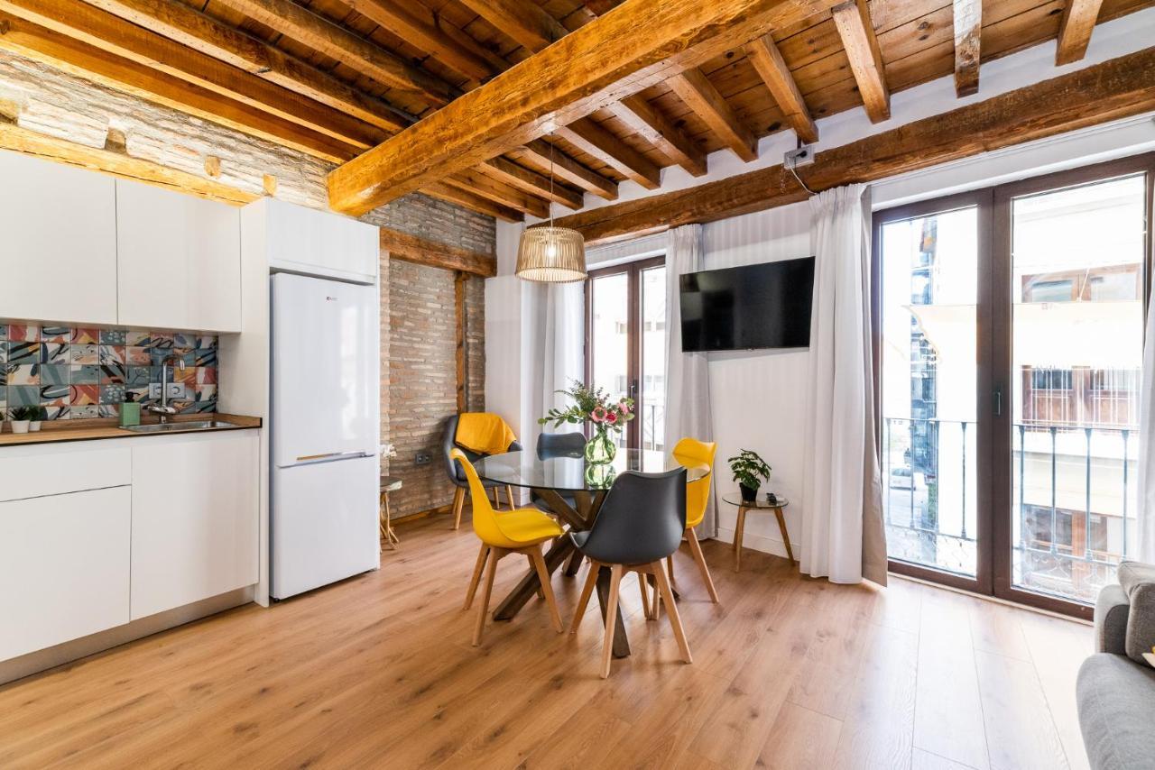 Wekey Homes Granada, Mesones Central Suites المظهر الخارجي الصورة