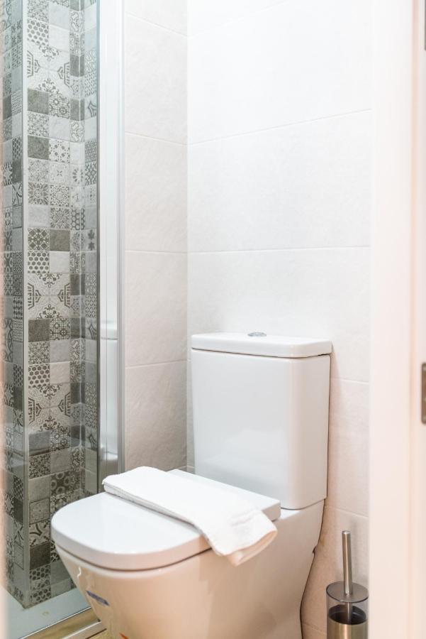 Wekey Homes Granada, Mesones Central Suites المظهر الخارجي الصورة
